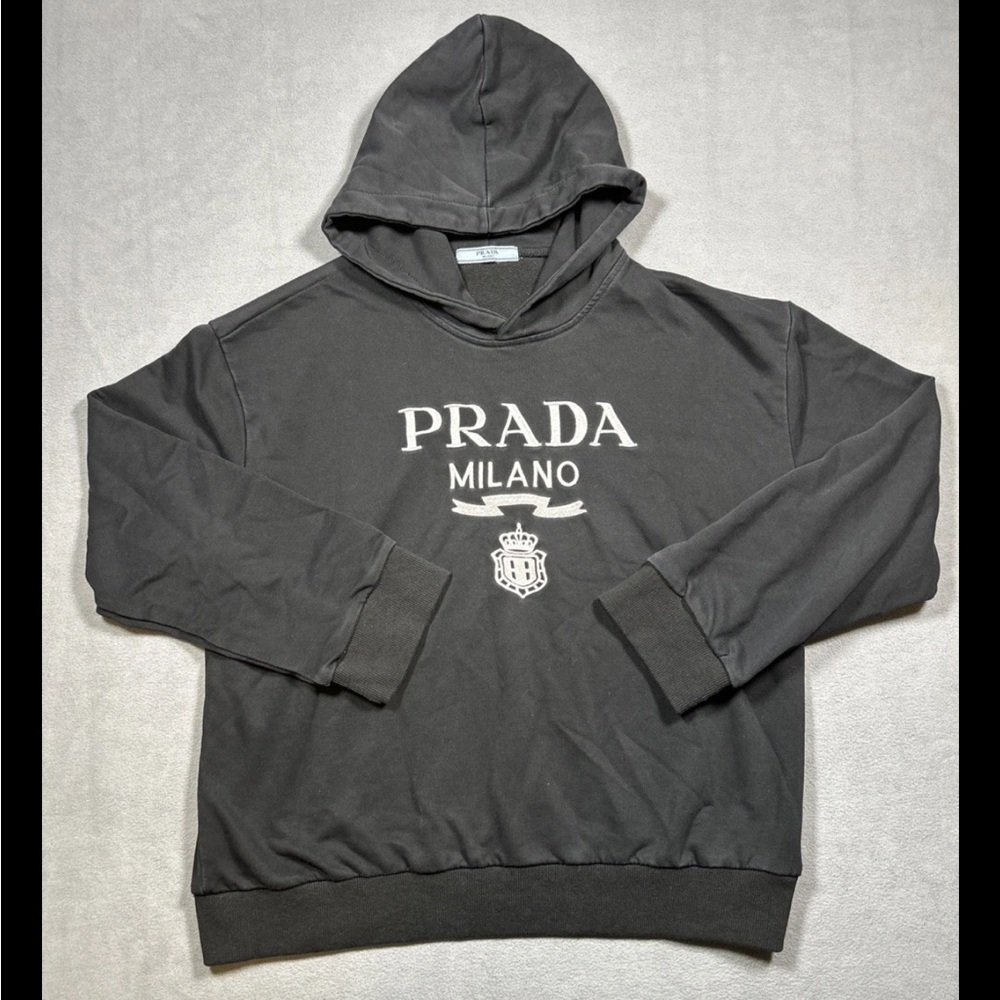 PRADA Milano Adult Large Embroidered Long Sleeve Pullover Hoodie Black